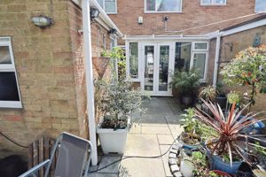 TYLNEY CLOSE- click for photo gallery